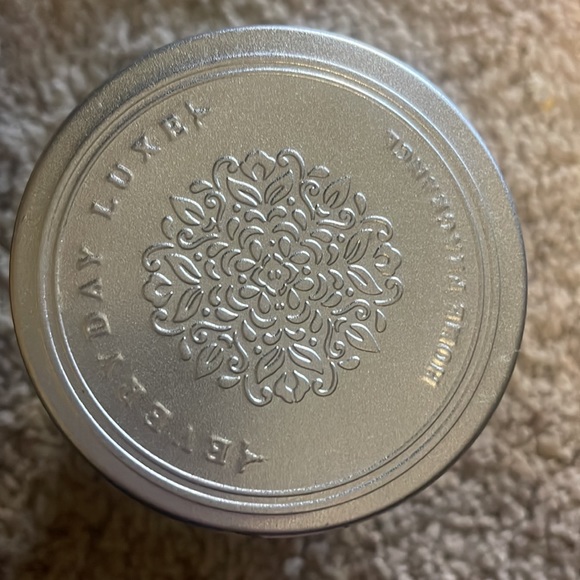 BRAND NEW FRESH ASPEN PINE CANDLE - Picture 2 of 3